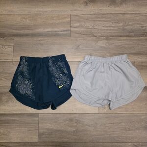 Nike Women's Athletic Shorts - Green and Light Gray